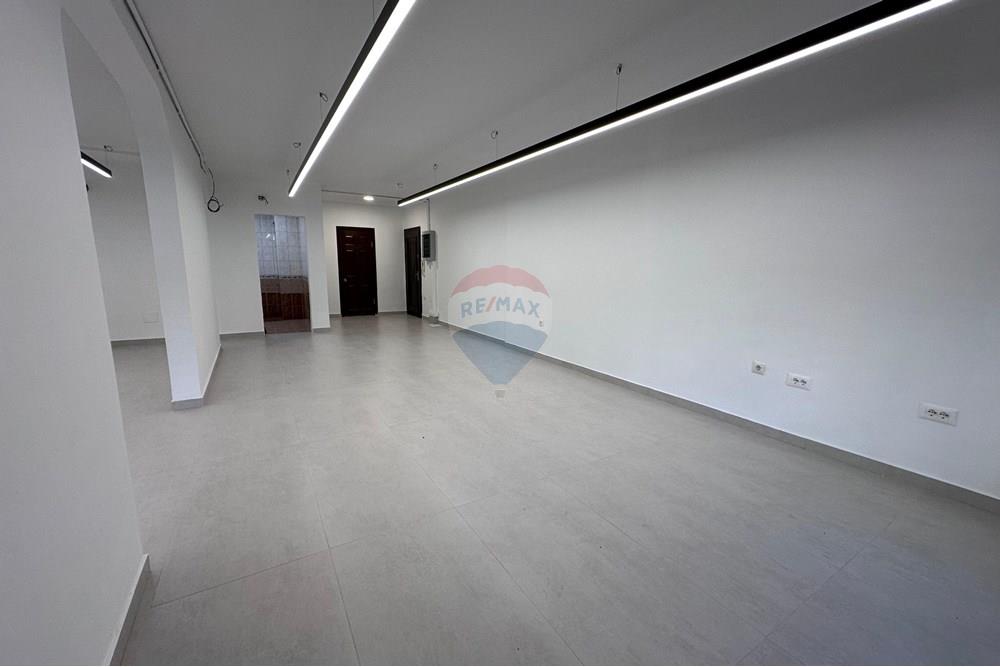 Blloku gintash, Tirana