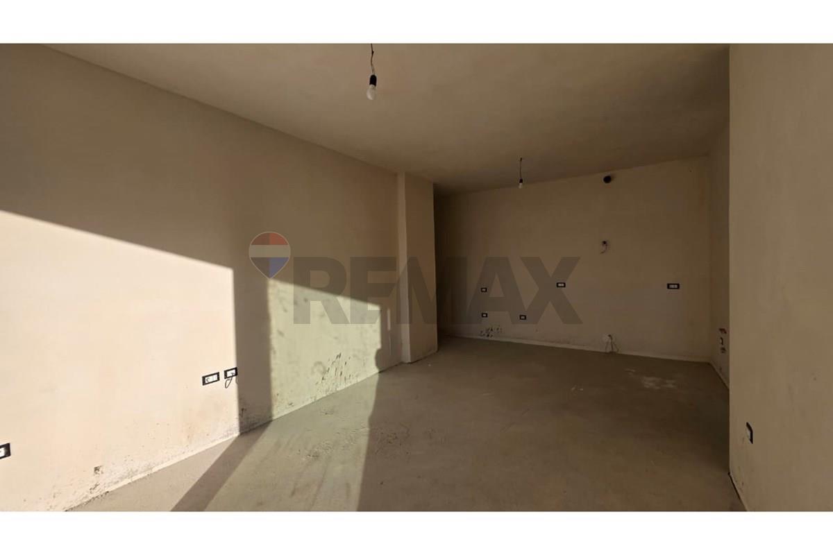 Chaque appartement en bord de mer donne la sensation d’un resort privé, mais cette propriété est conçue précisément pour ce style de vie. (7)