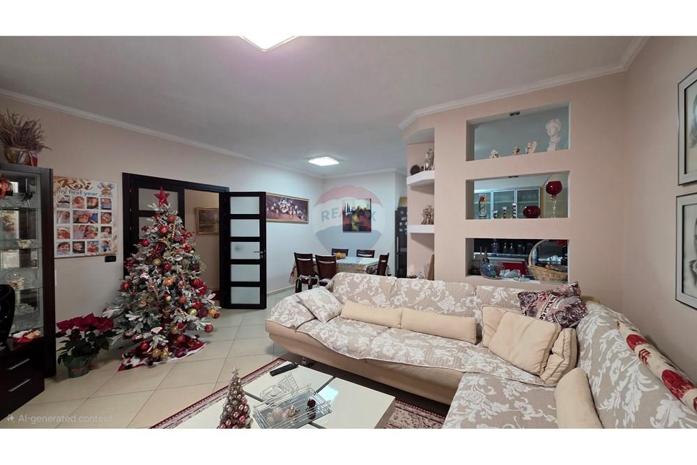 Shitet super apartament 3+1+2 në një nga zonat më të kërkuara për banim në Vlorë rruga e çipajve