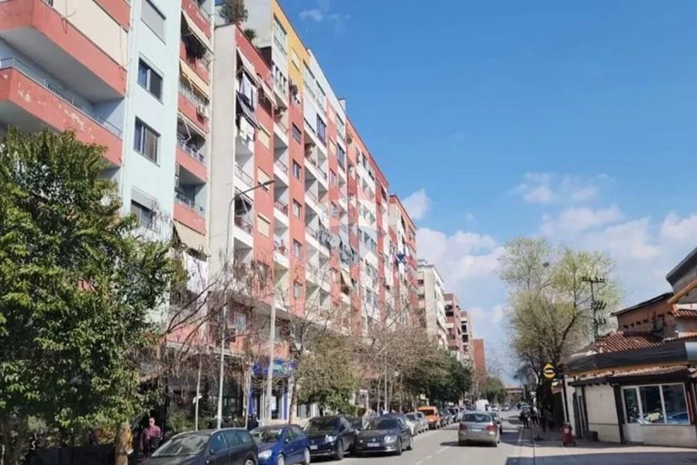 Apartament 3+1 për shitje, Yzberisht!