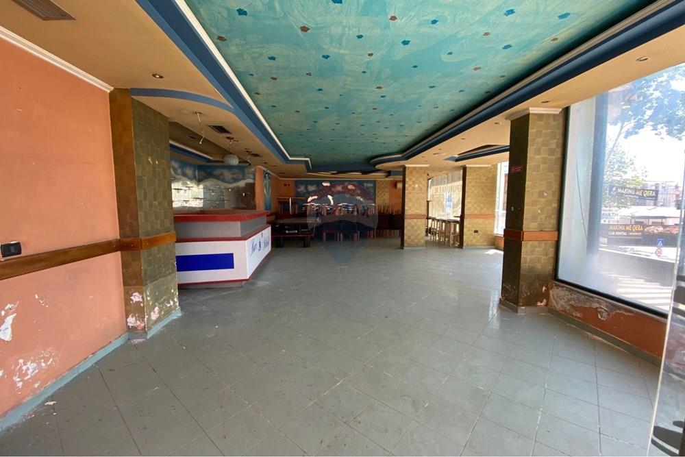 Ambiance à louer à kamëz - un espace idéal pour votre entreprise! (3)