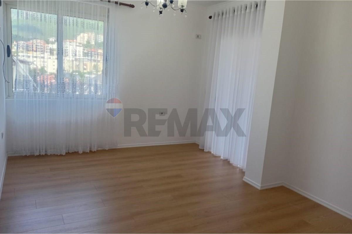 Appartement à vendre 2+1 près du restorant freskut.