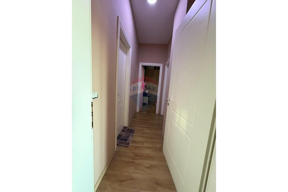 Apartment zum verkauf 2+1+2 rruga 5 maji (3)