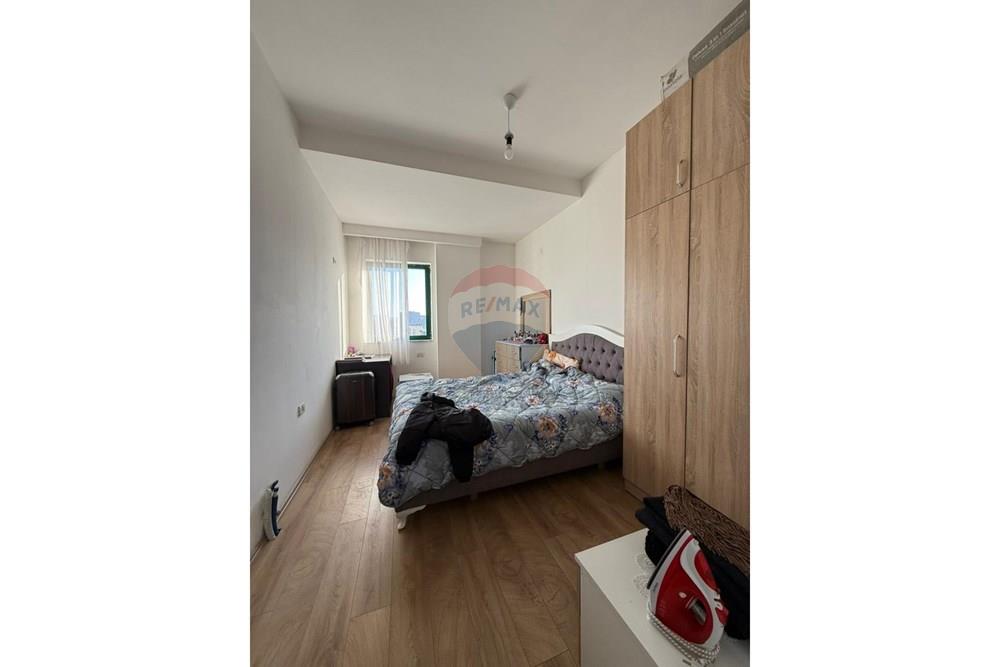 Apartment zum verkauf 2+1+2 rruga 5 maji (8)