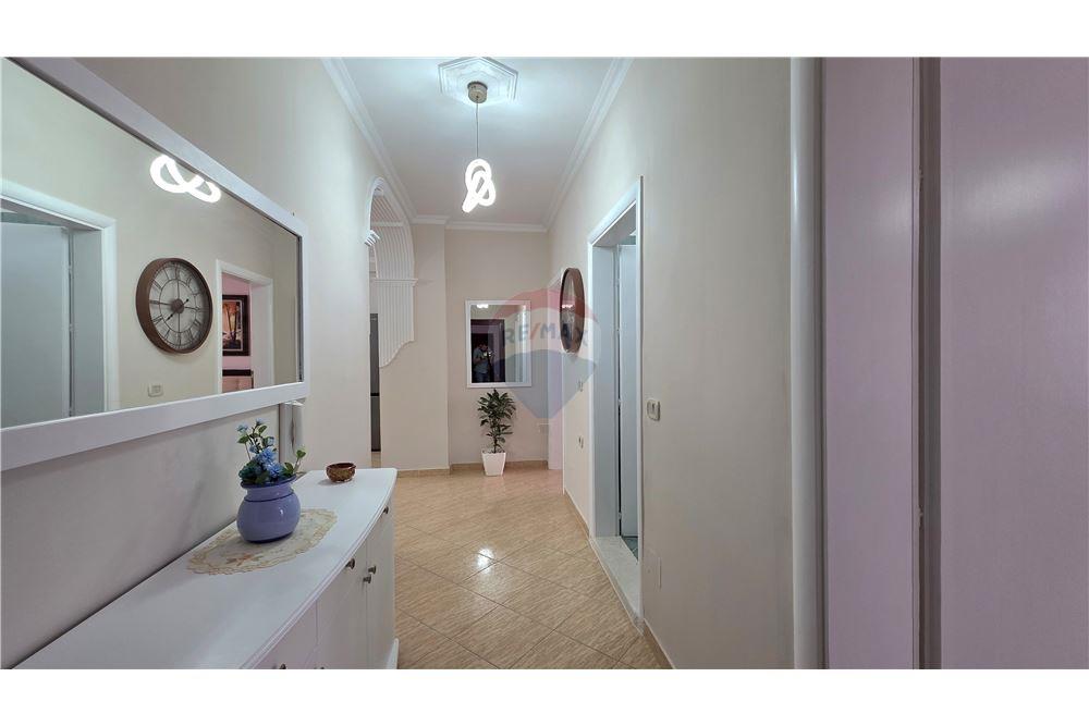 Apartament 2+1+2 në shitje, rr. E çipajve, Vlorë (6)