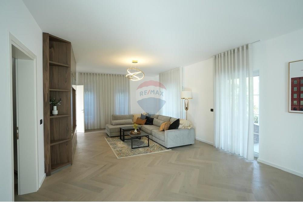 Villas à louer, Elbasan, rr. Andrea kushi.