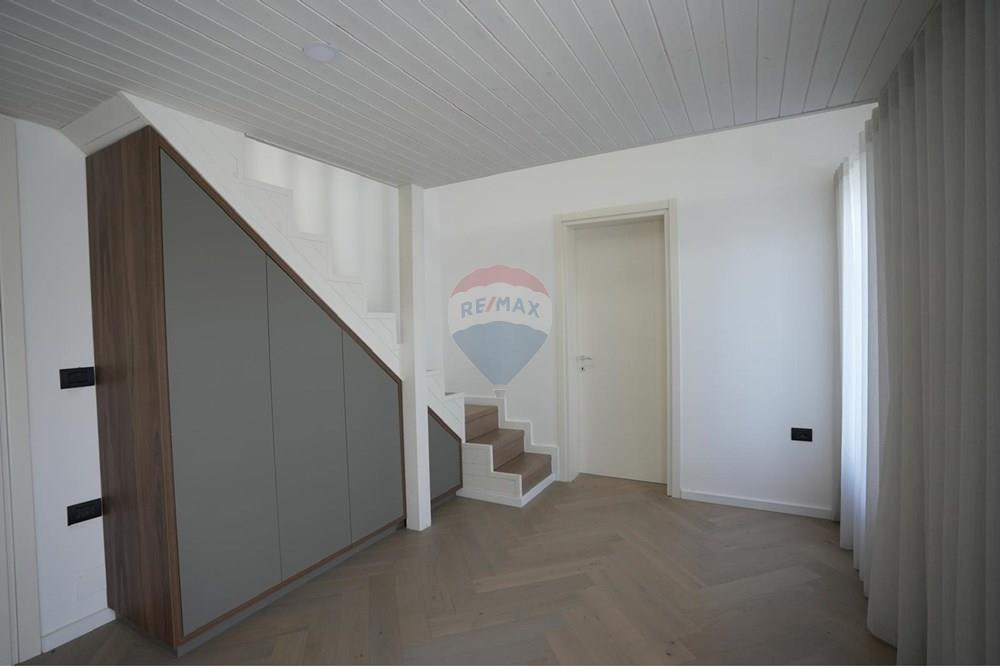Villas à louer, Elbasan, rr. Andrea kushi.
