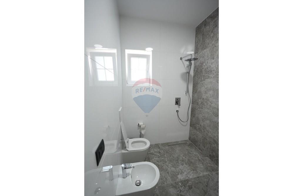 Villas à louer, Elbasan, rr. Andrea kushi.