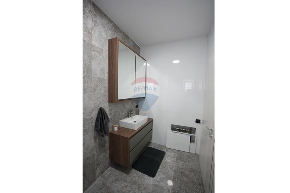 Villas à louer, Elbasan, rr. Andrea kushi.