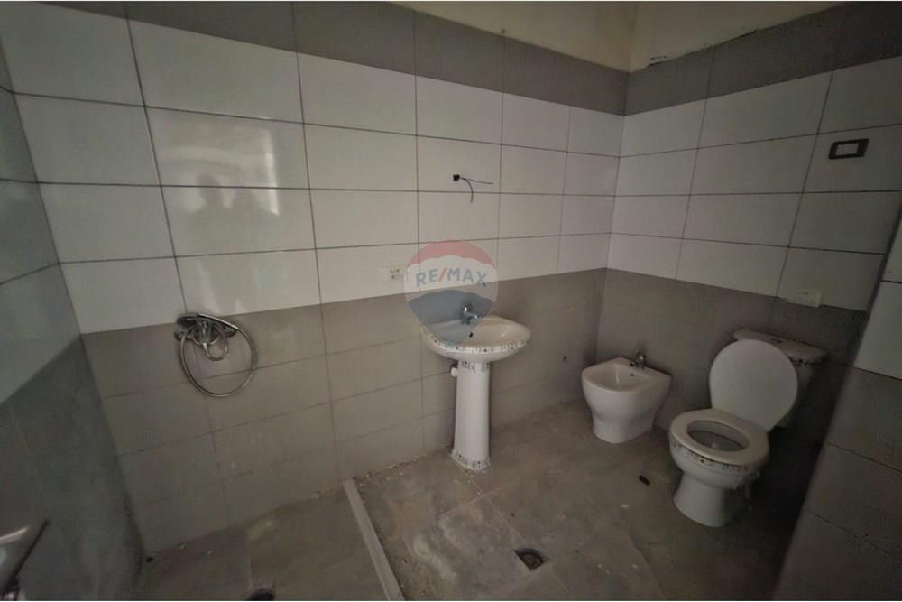 Rruga gjergj araniti, Vlorë