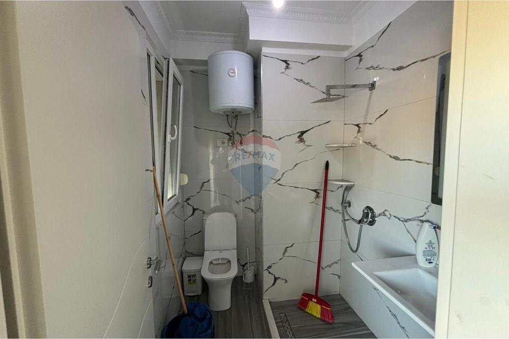 Investition premium-wohnung mit zwei wohnzimmern, eingang im 2. Stock, Vlora (5)
