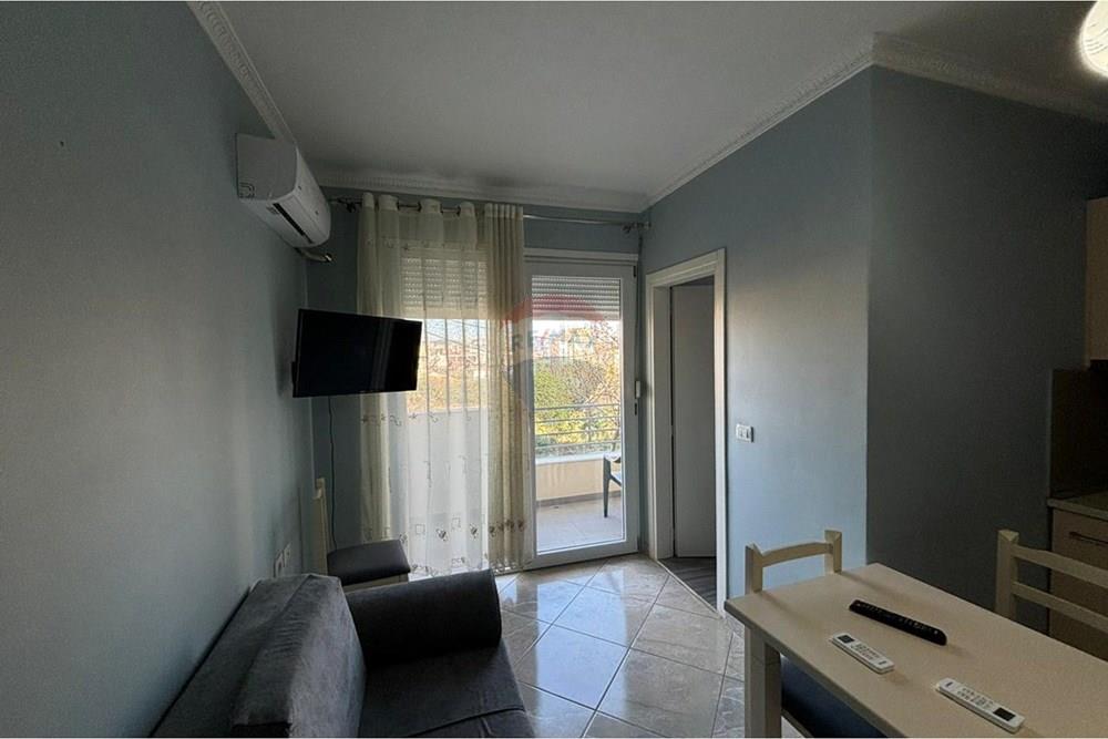 Investition premium-wohnung mit zwei wohnzimmern, eingang im 2. Stock, Vlora (6)