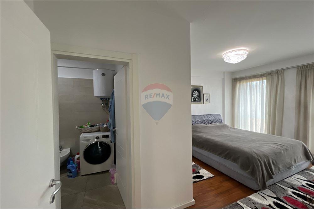 Apartamento para alugar 2+1+2 banheiros próximo à rruga e elbasanit