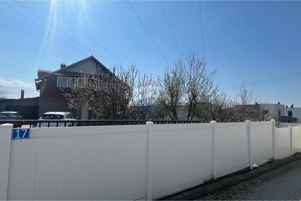 Casa privada à venda na entrada de hajvalia, Pristina. (4)