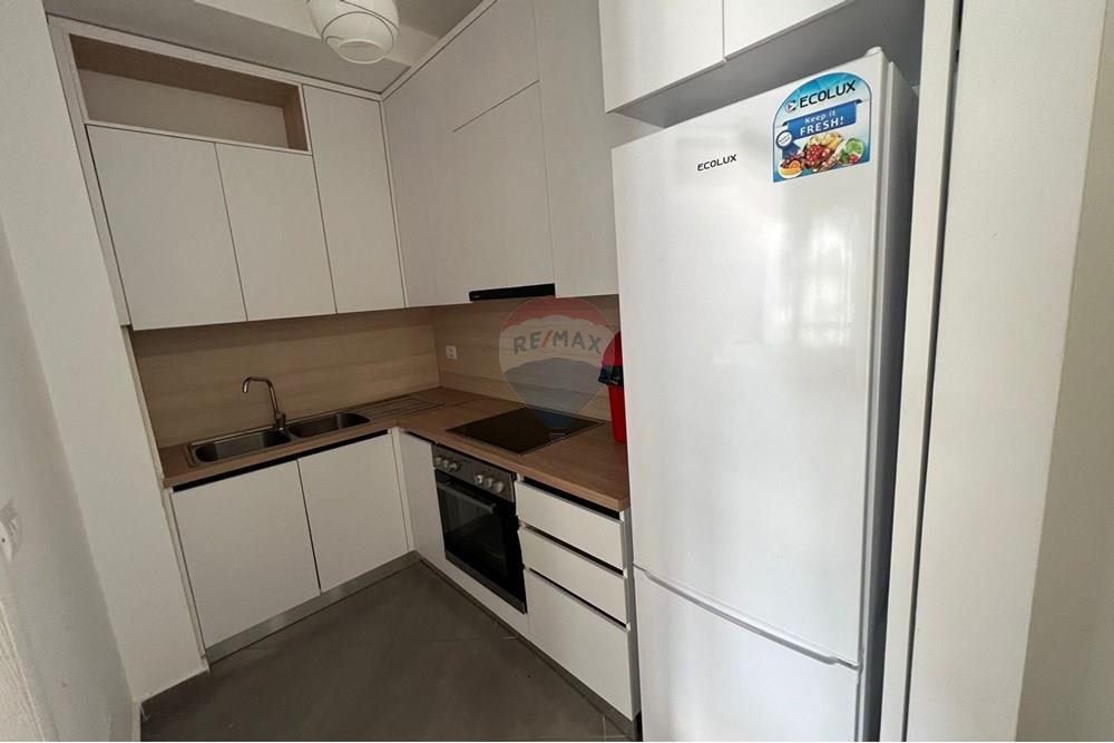 Apartamento 2+1 à venda em gjiri lalzit, complexo lura 3