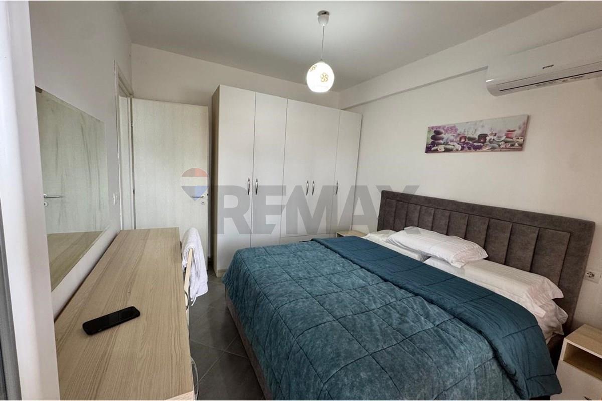 Apartamento 2+1 à venda em gjiri lalzit, complexo lura 3