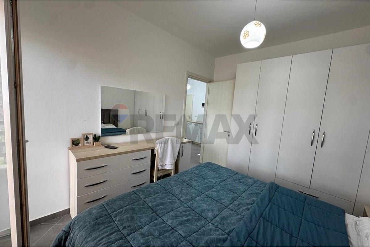 Apartamento 2+1 à venda em gjiri lalzit, complexo lura 3