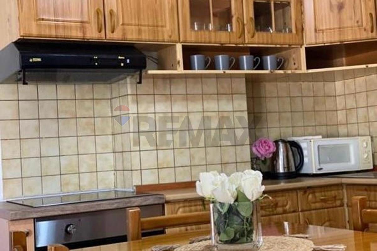 Shitet apartament 1+1;