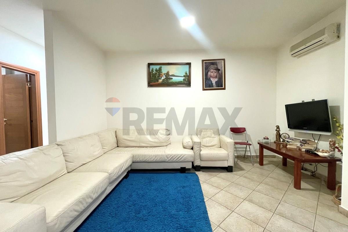 Apartamento en venta, 2+1 cerca de nobis!