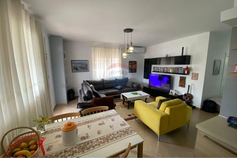 Wohnung zum verkauf 2+1 + 3 balkone bei eleonora