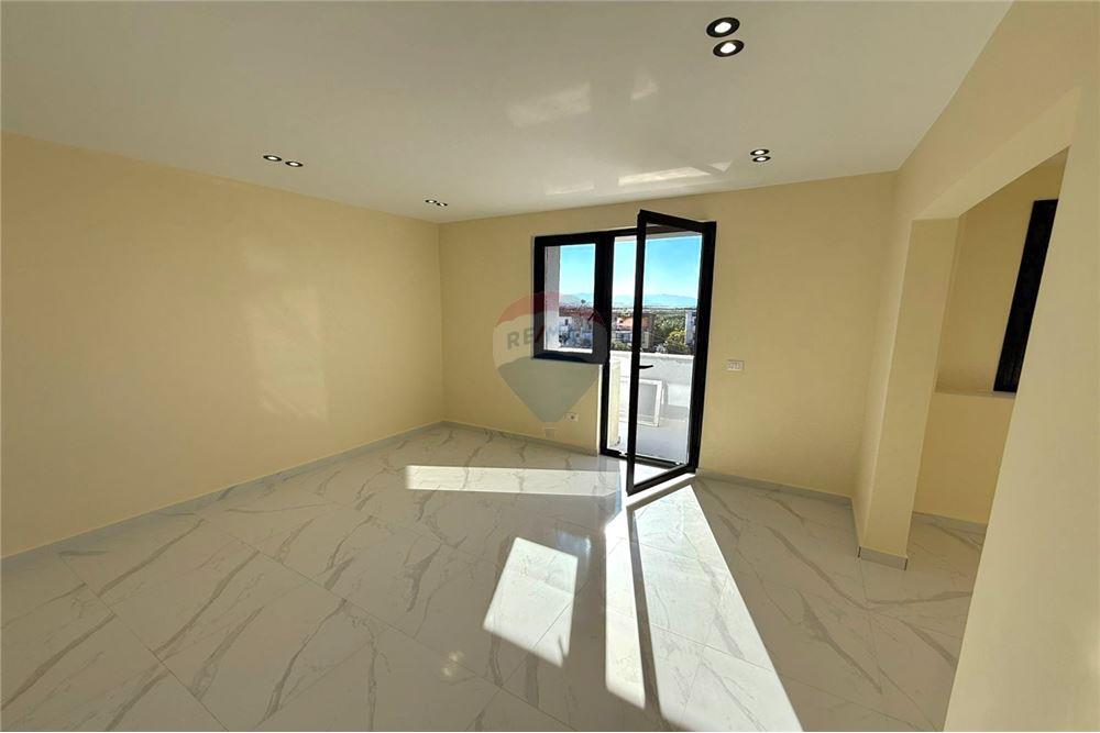 Appartement 1+1 à vendre à novoselë, Vlorë (6)