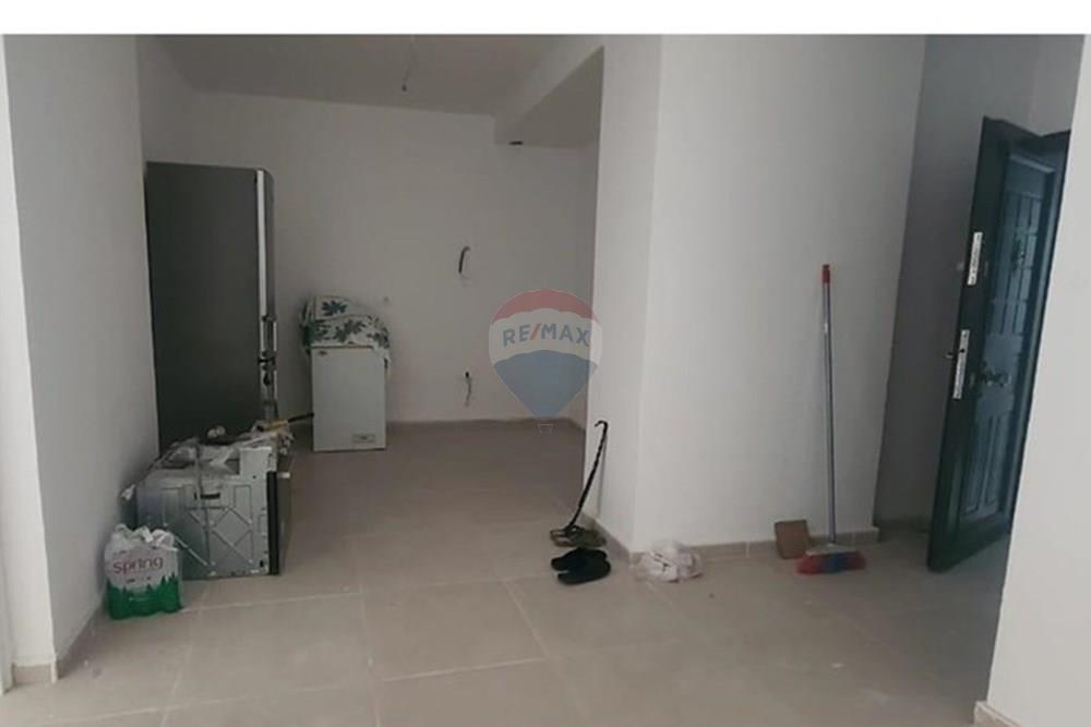 Apartamento en venta en el corazón de Durrës (4)