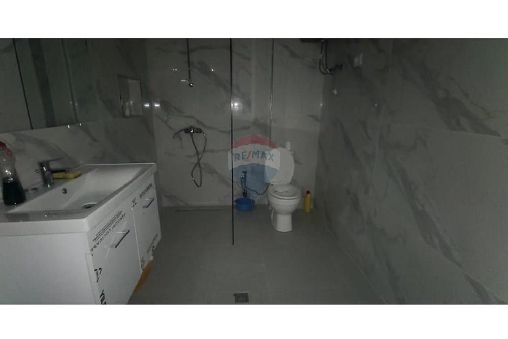 Apartamento en venta en el corazón de Durrës (5)