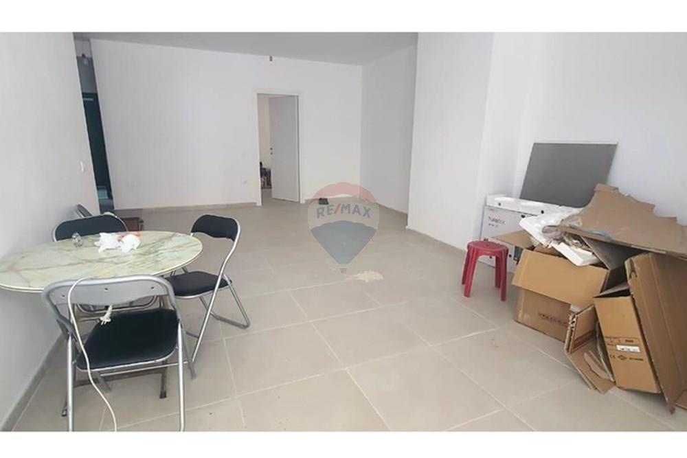 Apartamento en venta en el corazón de Durrës (7)