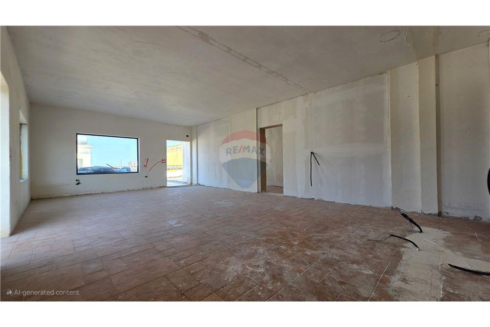 Super penthouse à venda perto do supermercado conad – Um oásis de tranquilidade e potencial no coração de Vlorë (6)