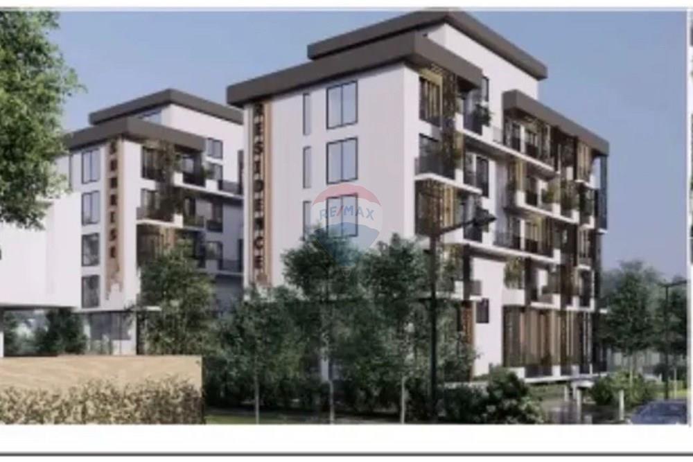 Ofrohet apartament 2+1 per shitje ne golem prane hotel princ. (3)